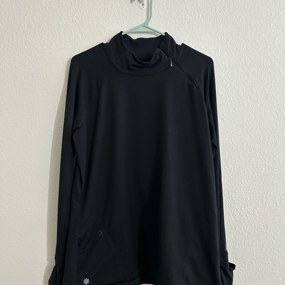 Athleta Black Performance Long Sleeve Pullover